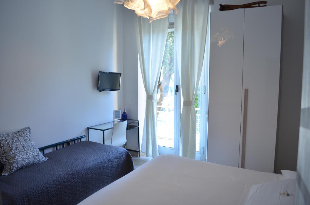 Hotel Spot Varazze Phòng bức ảnh
